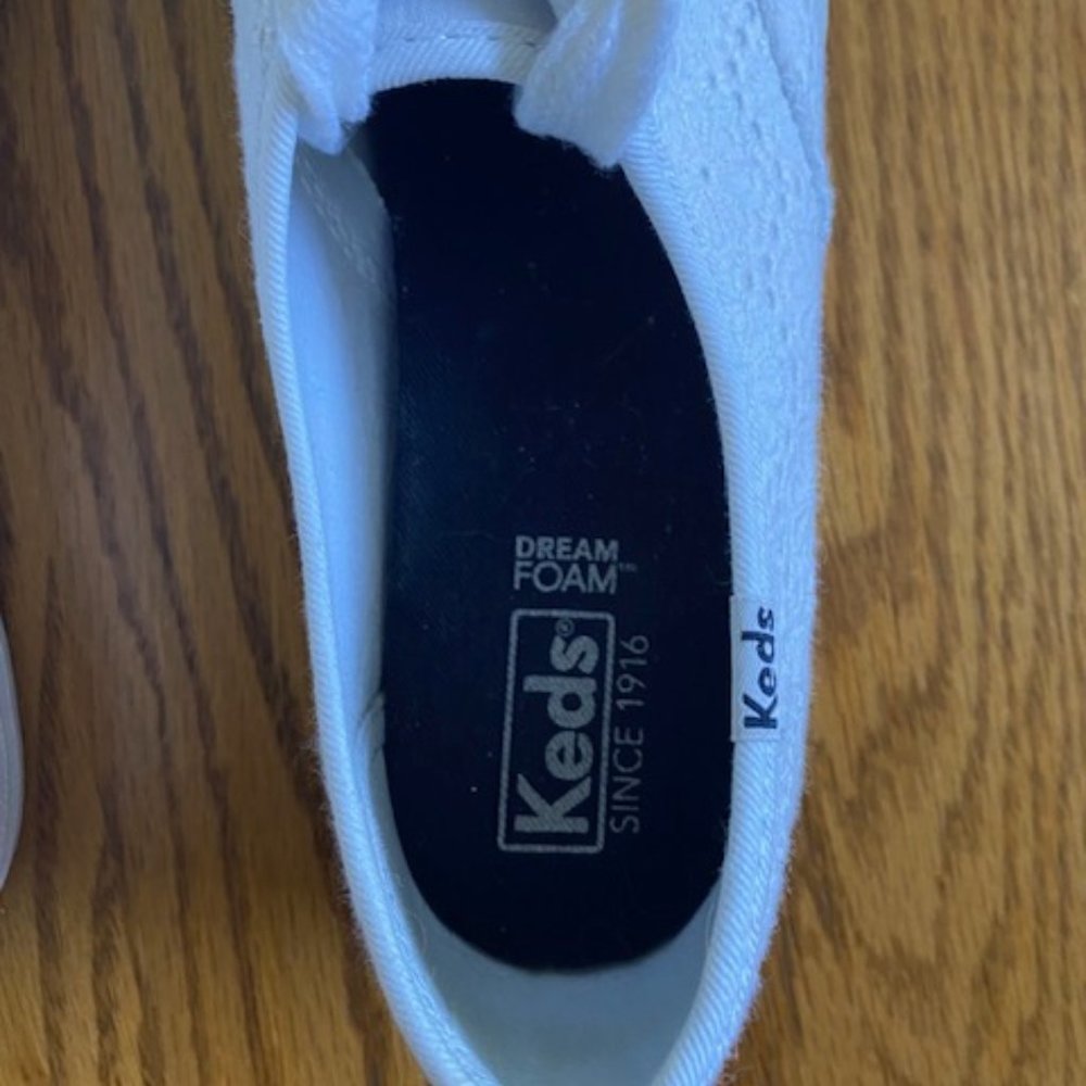 Keds women's eyelet triple sole shoes - Picture 10 of 16
